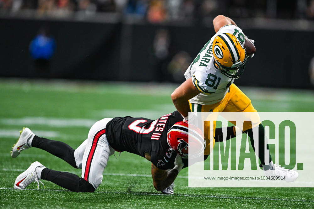 ATLANTA, GA Ð SEPTEMBER 17: Green Bay tight end Josiah Deguara (81) is  tackled by Atlanta