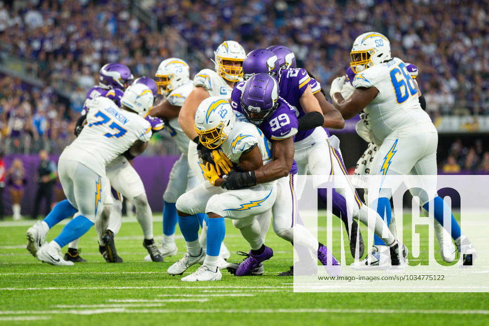 Minnesota Vikings linebacker Danielle Hunter (99) in action during the  second half of an NFL football game against the New York Jets, Sunday, Dec.  4, 2022 in Minneapolis. (AP Photo/Stacy Bengs Stock