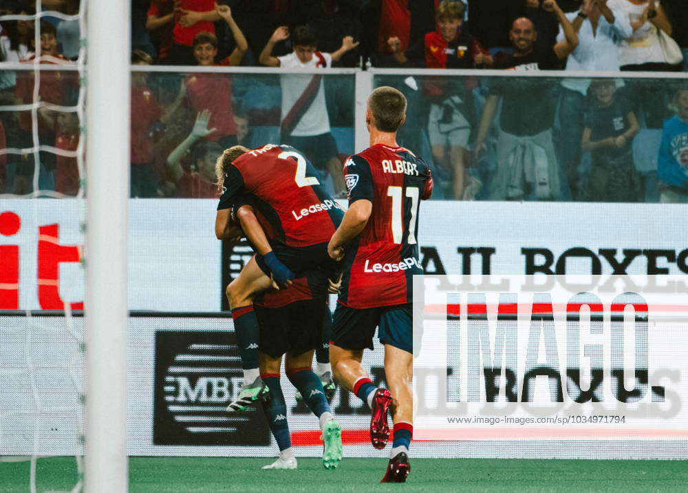 Morten Thorsby of Genoa celebrates with his team-mates after