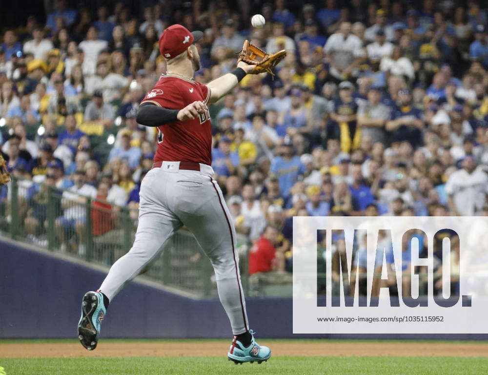 MILWAUKEE, WI - JUNE 20: Arizona Diamondbacks third baseman Evan