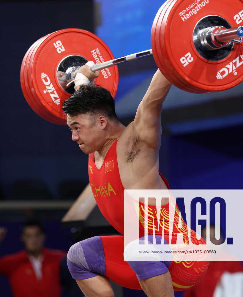 231005) -- HANGZHOU, Oct. 5, 2023 -- Tian Tao of China competes