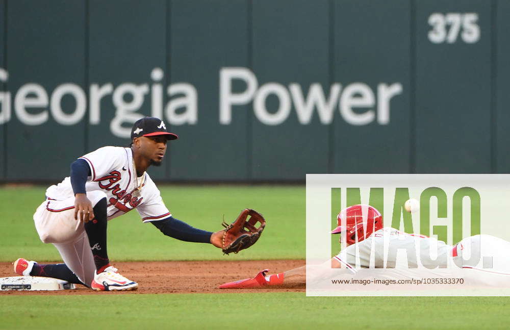 Rally Shoes! Phillies Special! Baseball Steals a Weekend From the