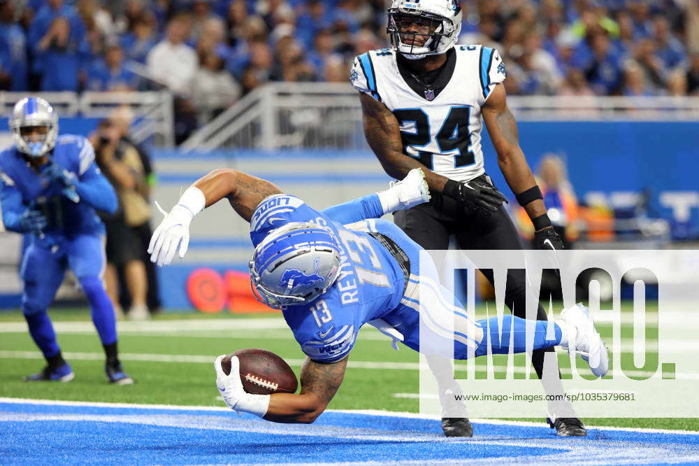 Detroit Lions running back Craig Reynolds (13) looks on against