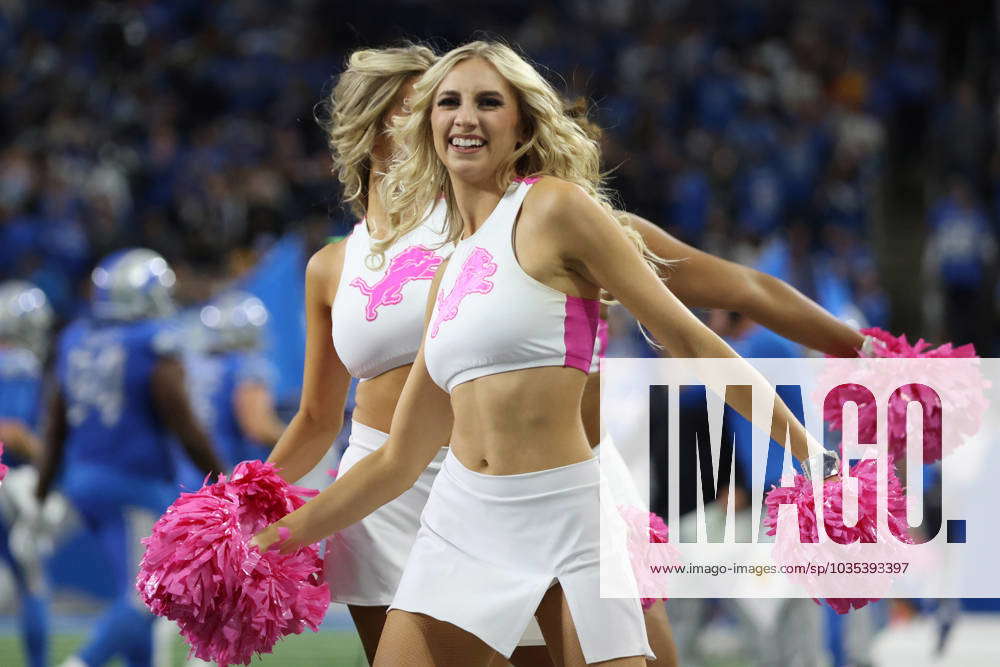 Charlotte, United States. 24th Dec, 2022. Charlotte, NC USA; Carolina  Panthers cheerleader Emma cheering during an NFL game against the Detroit  Lions at Bank of America Stadium, Saturday, December 24, 2022. The