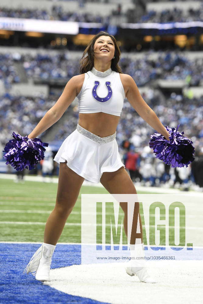 INDIANAPOLIS, IN - OCTOBER 30: A Indianapolis Colts Cheerleader preforms  during an NFL, American Foo