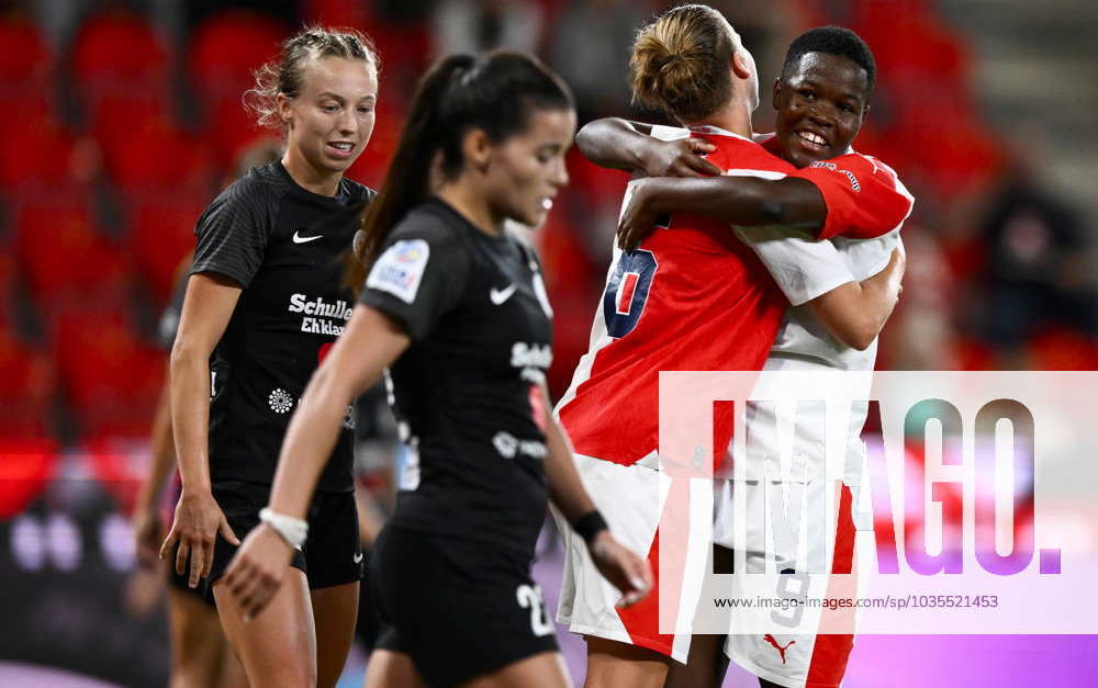 Marjolen Wafula Nekesa (right) and Michaela Khyrova of Slavia celebrate  goal during the final round