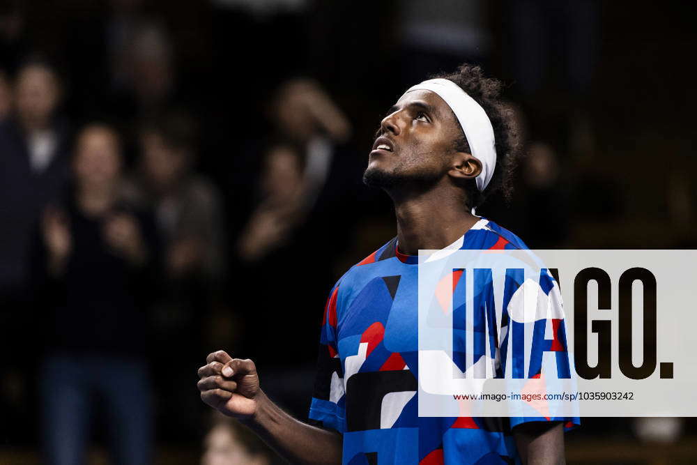 231019 Elias Ymer of Sweden celebrates after winning his match