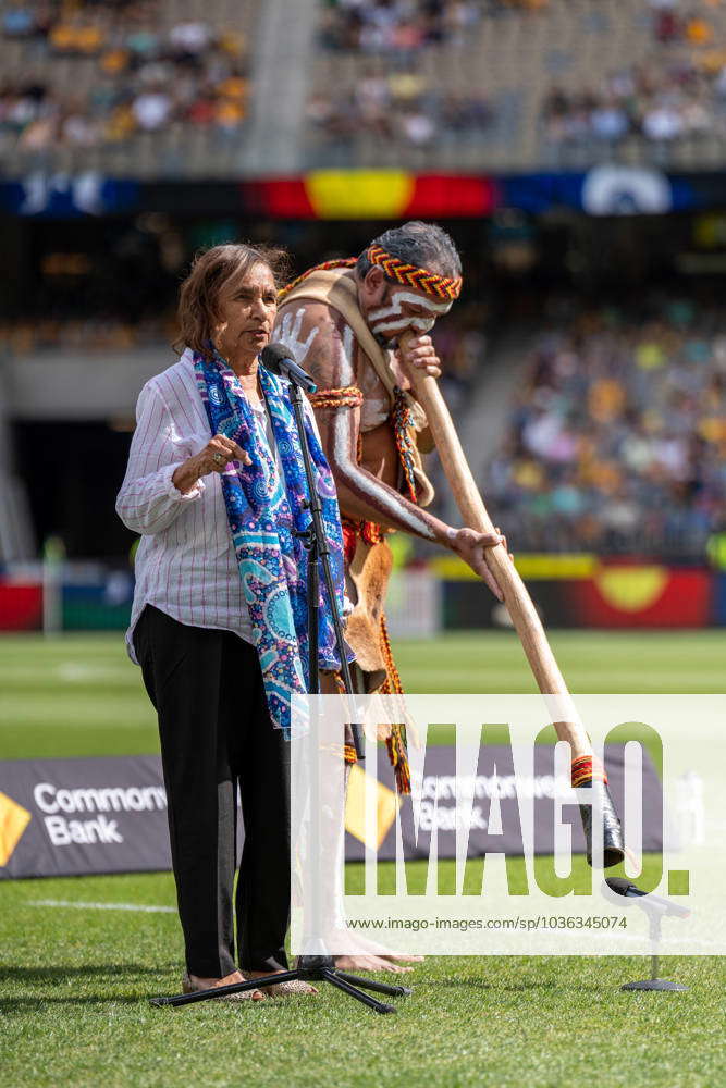 Perth Australia October 29th 2023 A Welcome To Country Ceremony Is Performed Before The Afc 4026