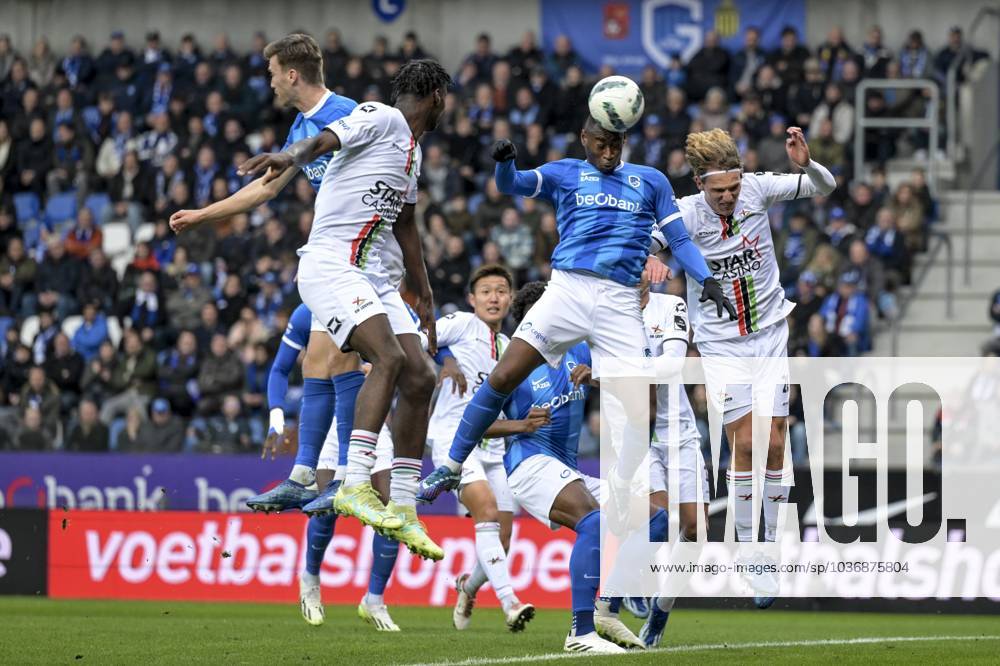 Krc Genk V Oh Leuven Jupiler Pro League Genk Belgium November Sadick Mujaid Defender Of