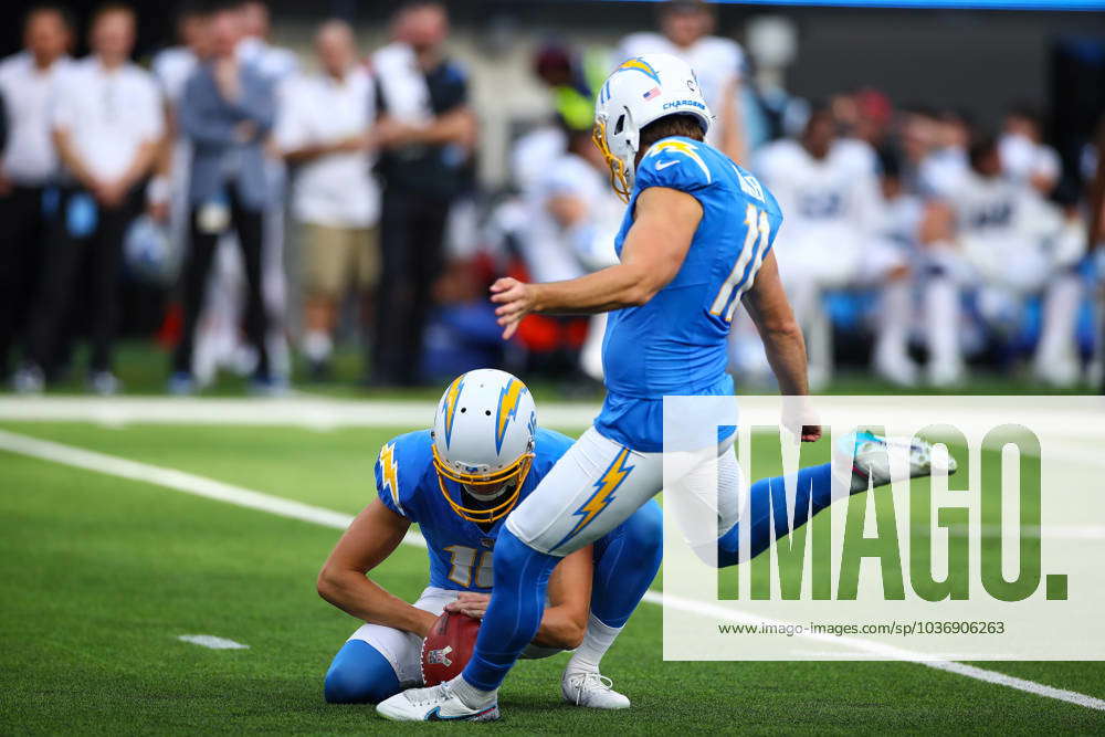 INGLEWOOD, CA - NOVEMBER 12: Los Angeles Chargers Place Kicker Cameron ...