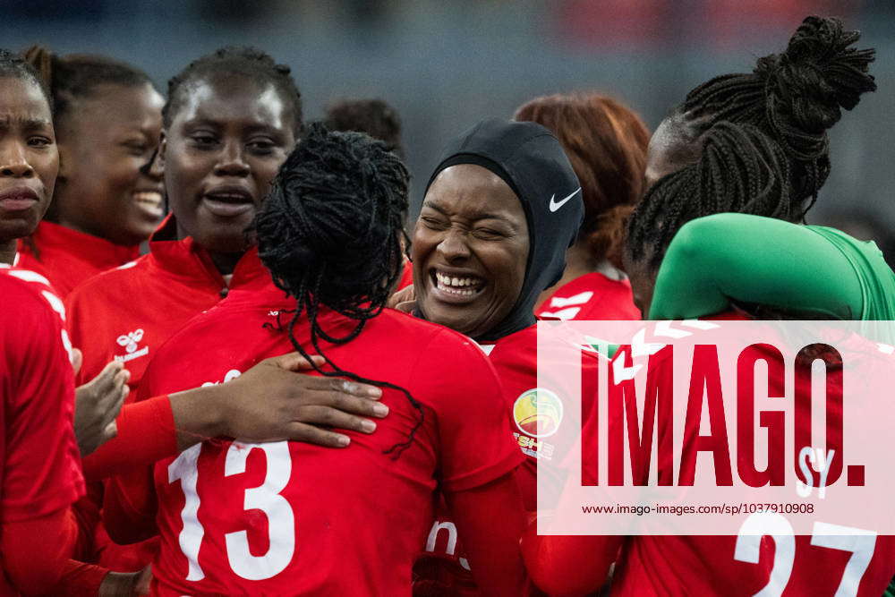 231211 Doungou Camara of Senegal celebrates after the IHF Womens