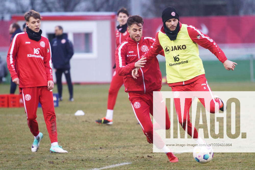 TIM MUELLER, DAVID MAMUTOVIC, MAXIM LEITSCH TRAINING 1 FSV MAINZ 05 MAINZ