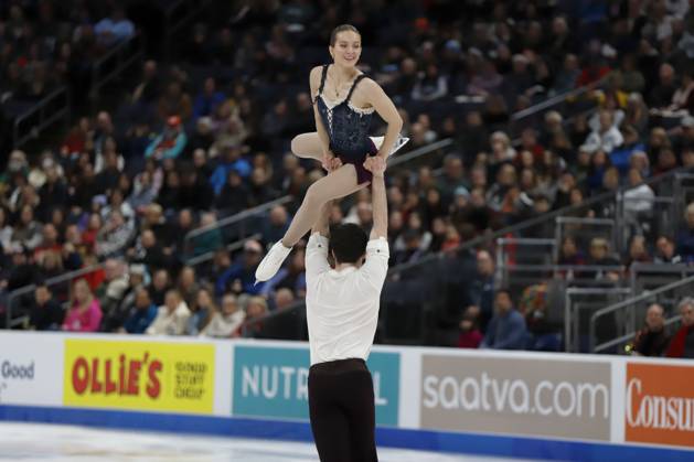 Linzy Fitzpatrick Columbus, Ohio, USA: LINZY FITZPATRICK and KEYTON BEARINGER compete in ...