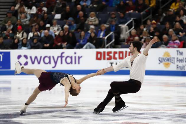 Linzy Fitzpatrick Columbus, Ohio, USA: LINZY FITZPATRICK and KEYTON BEARINGER compete in ...
