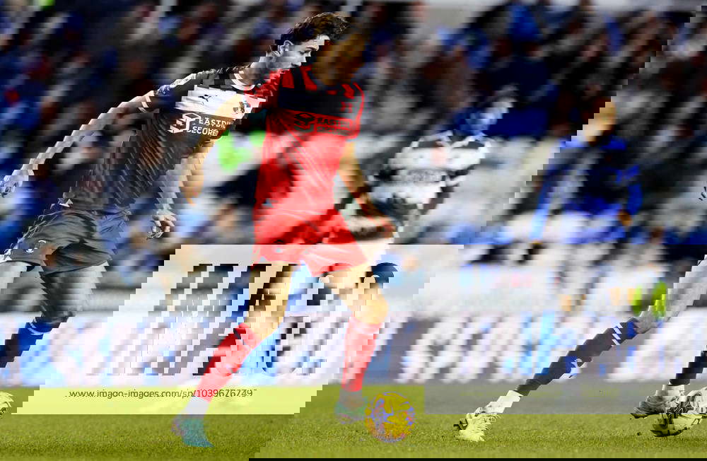 Dan Happe of Leyton Orient. Reading v Leyton Orient, EFL Sky Bet League