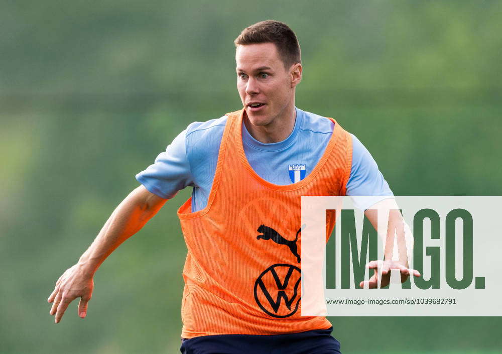 240128 Malmö FFs Niklas Moisander during a training session with Malmö