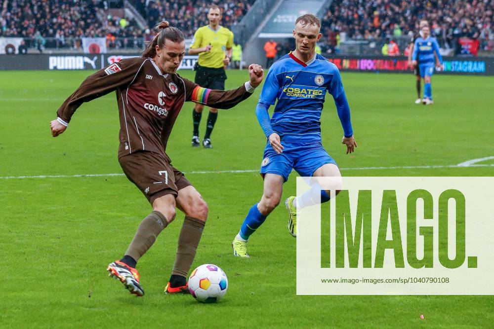 Jackson Irvine Pauli Niklas Tauer Braunschweig Germany Hamburg 