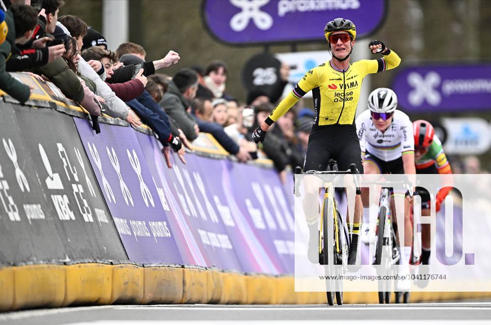 Dutch Marianne Vos of Team Visma Lease a Bike celebrates after