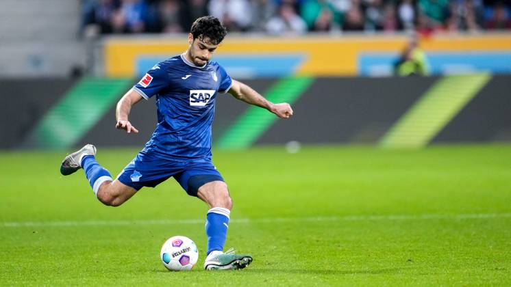 Ozan Muhammed Kabak Hoffenheim, 5 , on the ball, cropped, full body ...