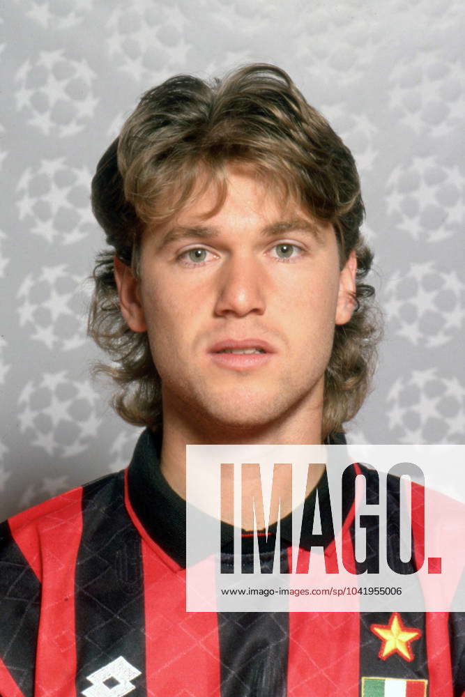 FLORIN RADUCIOIU, Milan, Champions League, 1993-94, Primo piano, Head ...