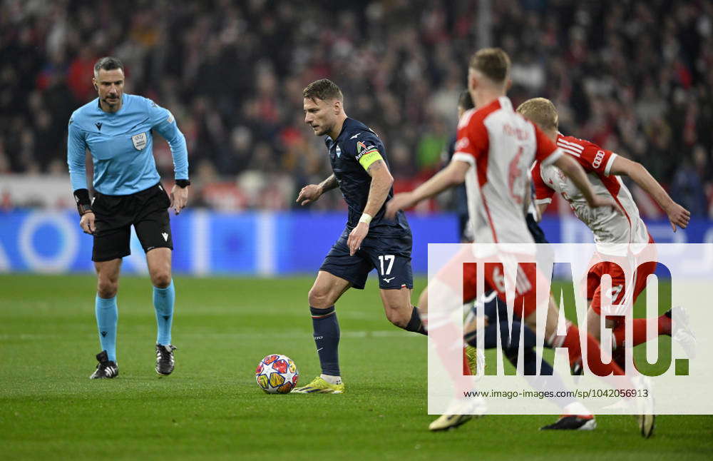 Ciro Immobile Lazio Rome 17 Action on the ball Referee Referee