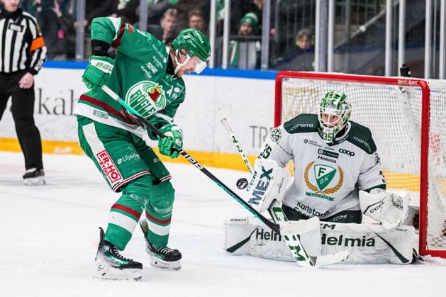 240217 Rögles Rodrigo Abols and Färjestads Marcus Nilsson during the ...