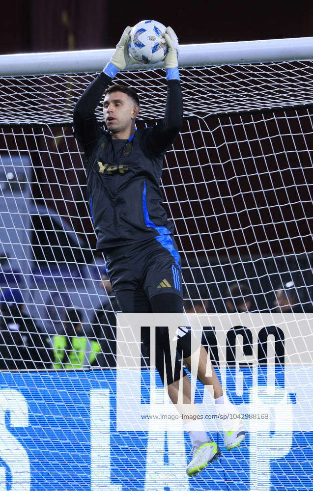 Goalkeeper Franco Armani 1 of Argentina during warmups prior their