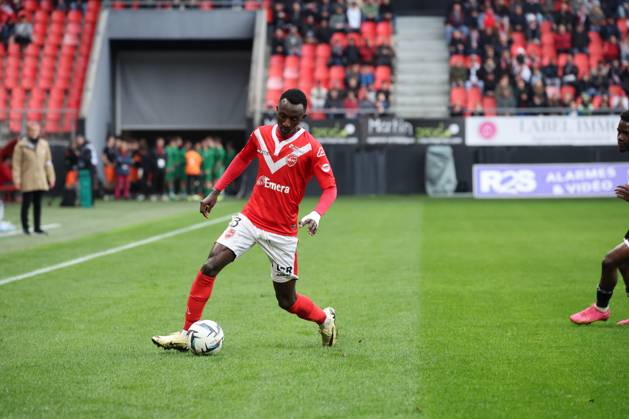 Souleymane BASSE (VAFC) lors du match VALENCIENNES vs SAINT-ETIENNE ...