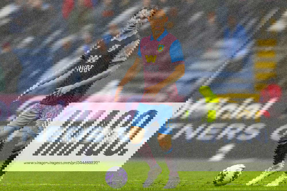 Burnley FC v Newcastle United - Premier League Hjalmar Ekdal 18 of Burnley F.C. is playing during
