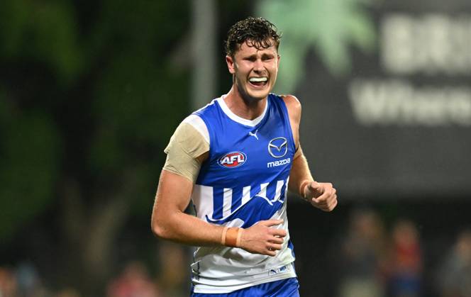 Comben AFL SUNS KANGAROOS, Charlie Comben of the North Melbourne Kangaroos ...