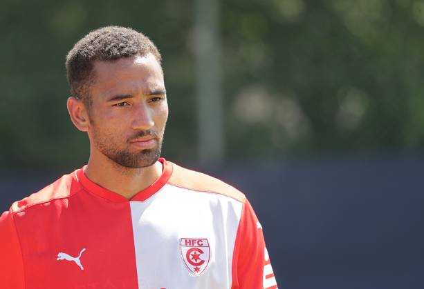 Cyrill Akono Hallescher FC Fußball, Herren, Saison 2024 2025 2 BL ...