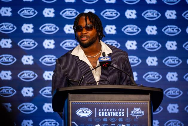 Kaimon Rucker Nfl : North Carolina Tarheels defensive end Kaimon Rucker speaks with the ...