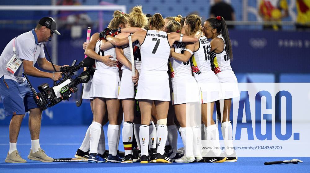 Red panthers celebrate as they won 2-0 and will play the semifinals at ...