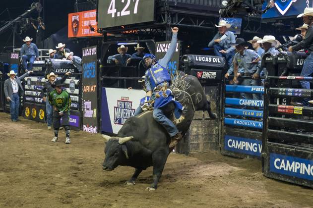 New York, United States: Nashville Stampede s Alan de Souza rides Mike ...