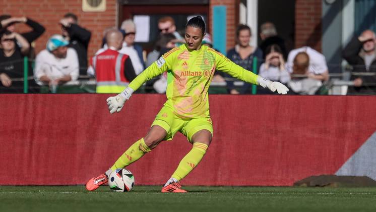 from left Maria Luisa Grohs Mala, goalkeeper, goalkeeper, FC Bayern ...