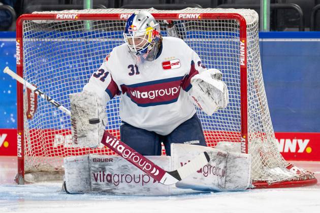 Evan Fitzpatrick 31 EHC Red Bull Muenchen at the interview after the ...