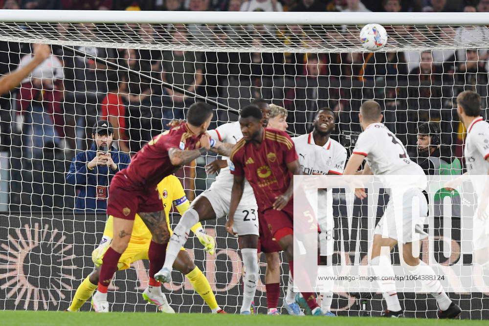 AS Roma v AC Milan - Serie A ROME, ITALY - MAY 18 : Gianluca Mancini of ...