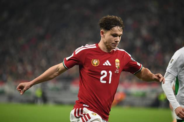 Alex T th in action during the FIFA 2025 World Cup qualifier group F match between Republic of Ireland and Hungary, Pusk¡s ArÅ½na, November 16th, 2025 Alex T th in action during the FIFA 2025 World Cup qualifier group F match between Republic of Ireland and Hungary, Pusk¡s ArÅ½na, November 16th, 2025 Featuring: Alex Toth Where: Budapest, Hungary When: 16 Nov 2025 Credit: Anthony Stanley WENN Budapest Hungary Copyright: xWENNx wenn40793814 ASC ZDSx wenn40793814