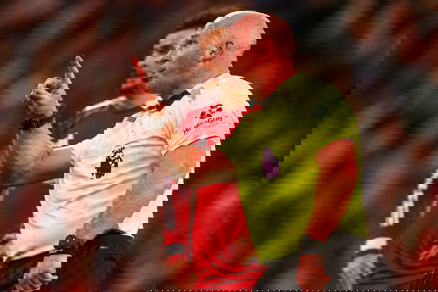 Referee Simon Hooper Liverpool v Wolverhampton Wanderers, Premier League, Football, Anfield, Liverpool, UK - 27 Dec 2025Liverpool Anfield United Kingdom EDITORIAL USE ONLY No use with unauthorised audio, video, data, fixture lists, club league logos or live services. Online in-match use limited to 120 images, no video emulation. No use in betting, games or single club league player publications.  Copyright: xMarkxKerton Shutterstockx 16213163dm