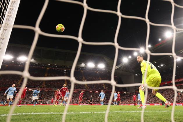 Dominik Szoboszlai of Liverpool scores a goal 1-0. Liverpool v Manchester City, Premier League, Football, Anfield, Liverpool, UK - 08 Feb 2026Liverpool Anfield United Kingdom EDITORIAL USE ONLY No use with unauthorised audio, video, data, fixture lists, club league logos or live services. Online in-match use limited to 120 images, no video emulation. No use in betting, games or single club league player publications.  Copyright: xRyanxBrowne Shutterstockx 16524446ds
