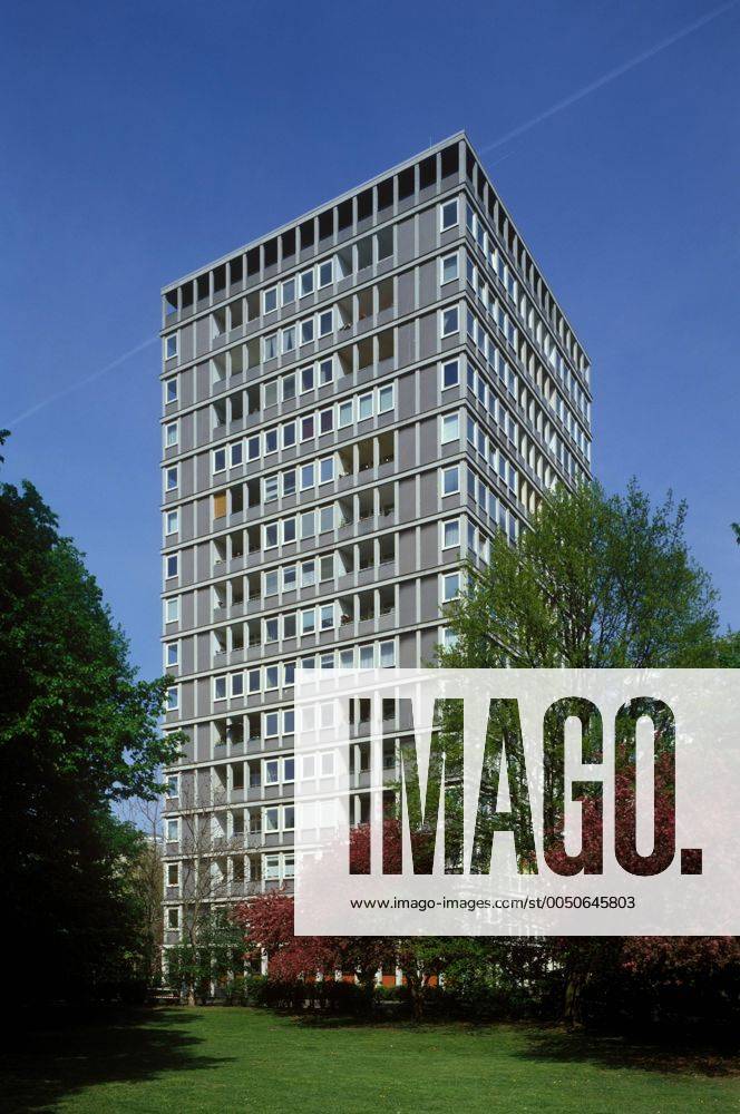 Punkthochhaus in der Bartningallee 9 des Architekten Gustav Hassenpflug in Berlin Punkthochhaus in der Bartningallee 9 des Architekten Gustav Hassenpflug in Berlin