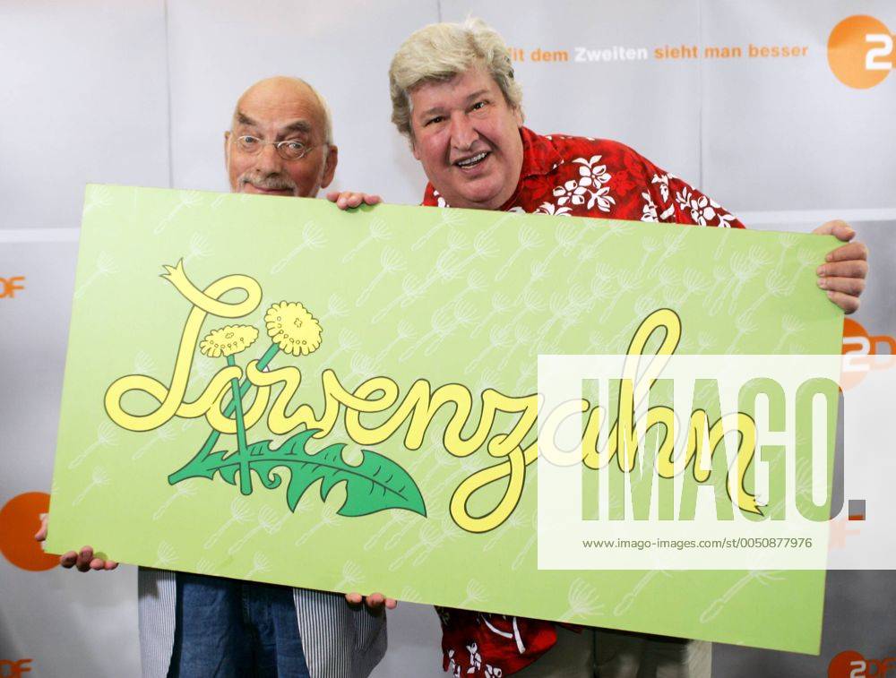 Moderator Peter Lustig (li., GER) und Schauspieler Helmut Krauss (GER ...