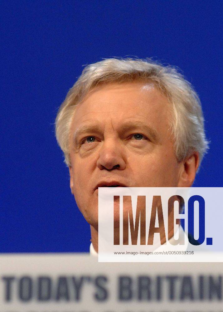 David Davis (GBR Tory) während einer Rede auf dem ToryParteitag in
