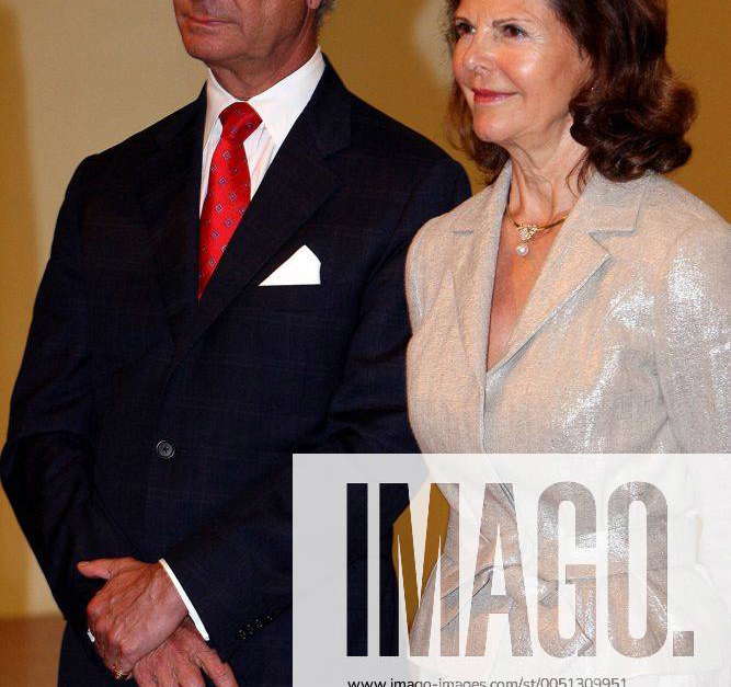 König Carl XVI. Gustaf von Schweden und seine Ehefrau Königin Silvia ...