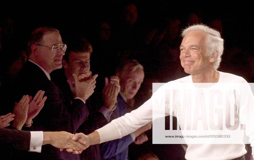 Modedesigner Ralph Lauren re. USA anl sslich der Pr sentation