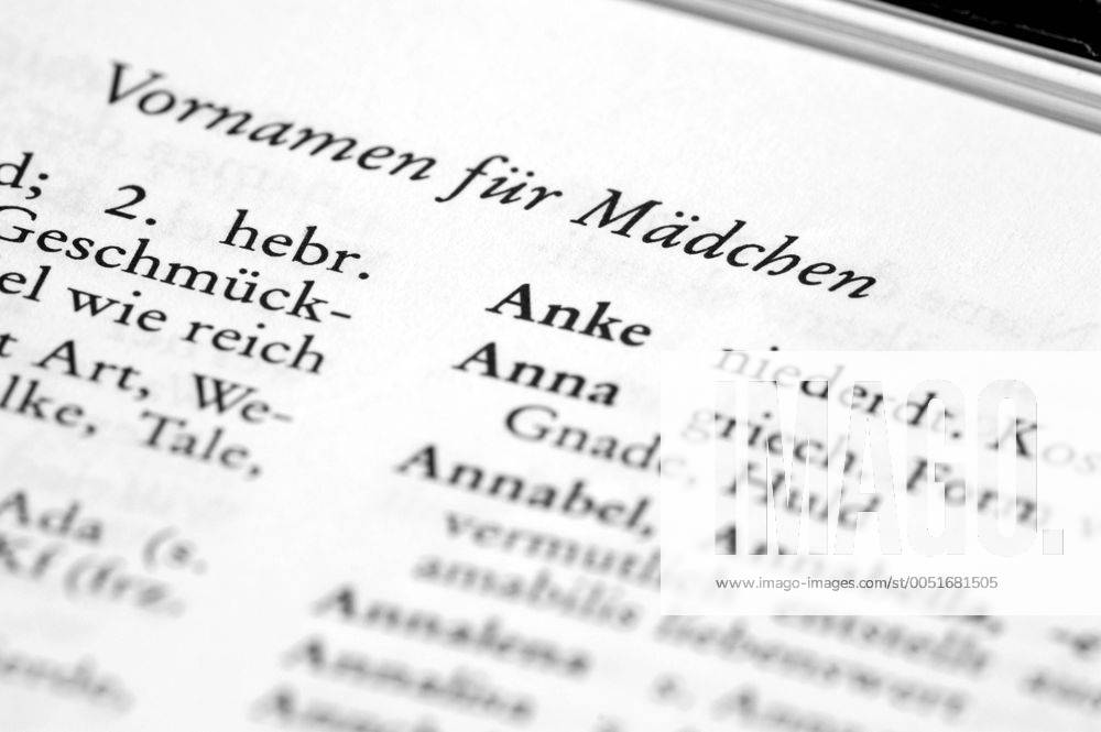 Vornamen für Mädchen - Seite aus einem Namenswörterbuch