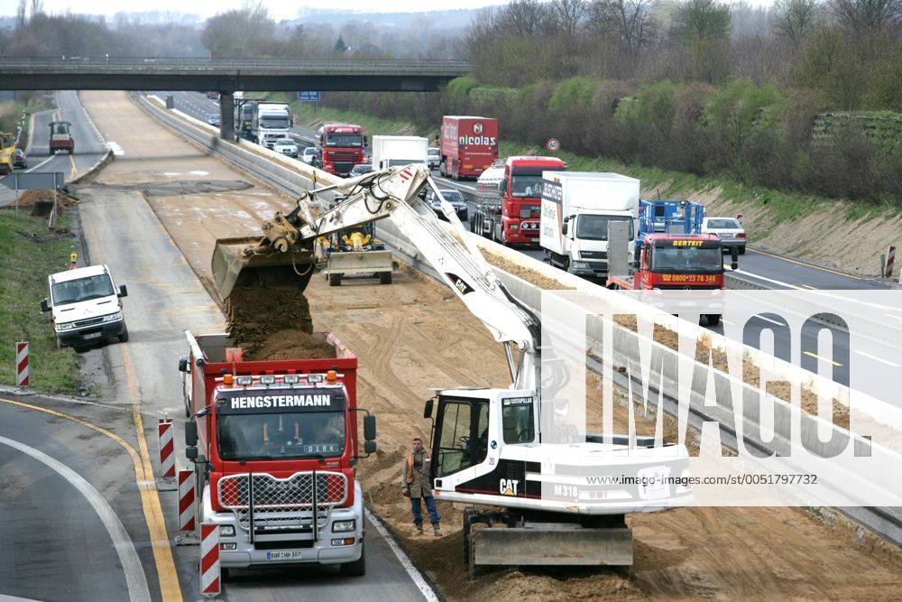 Baustelle Zur Erneuerung Der Fahrbahn Des Ruhrschnellwegs Autobahn A40 Bei