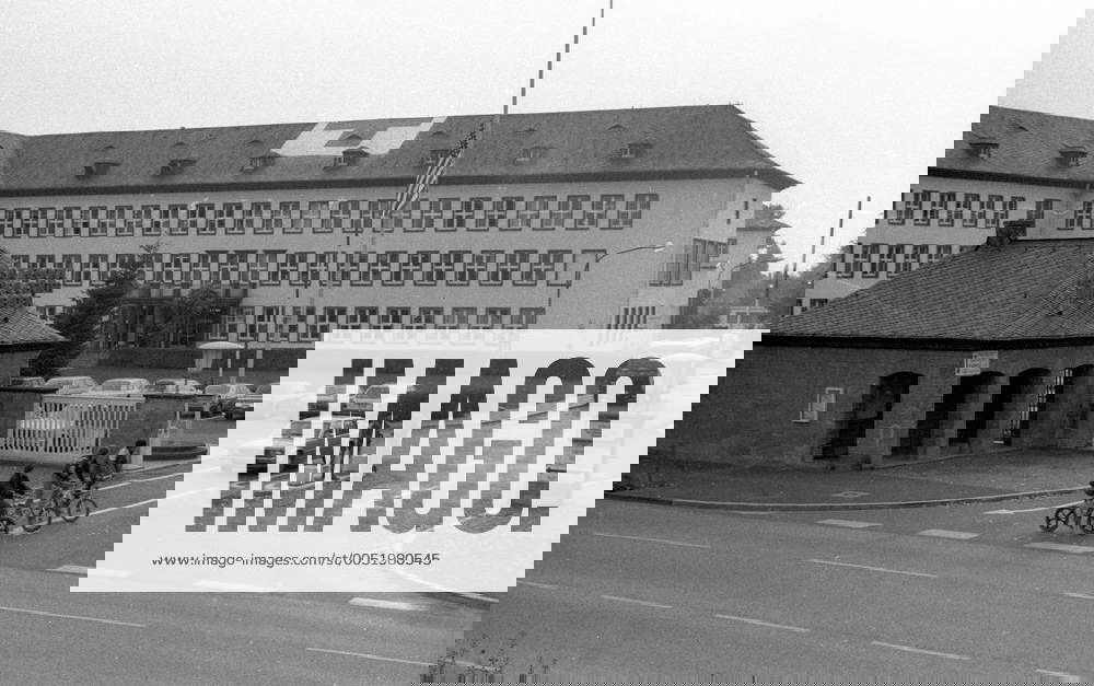 US Air Force Hospital am KonradAdenauerRing in Wiesbaden