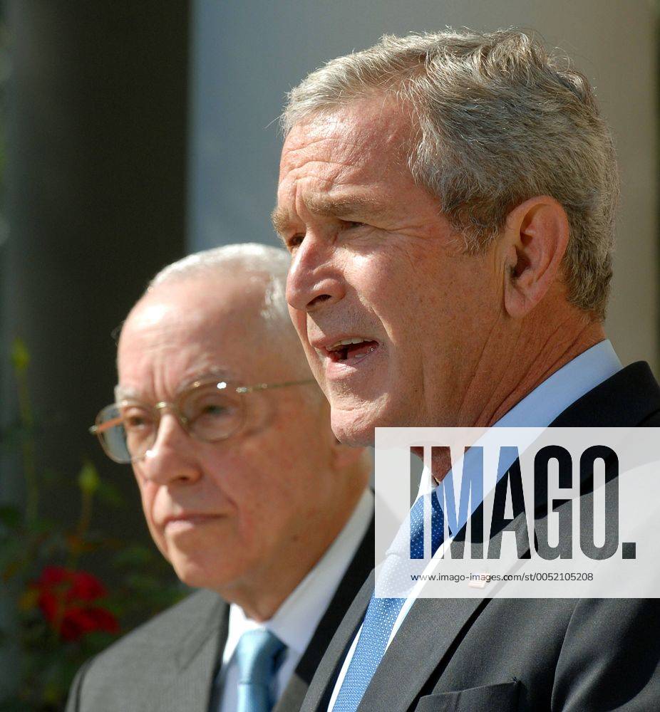 Präsident George W. Bush (vorne, USA Republikaner) Und Michael B ...