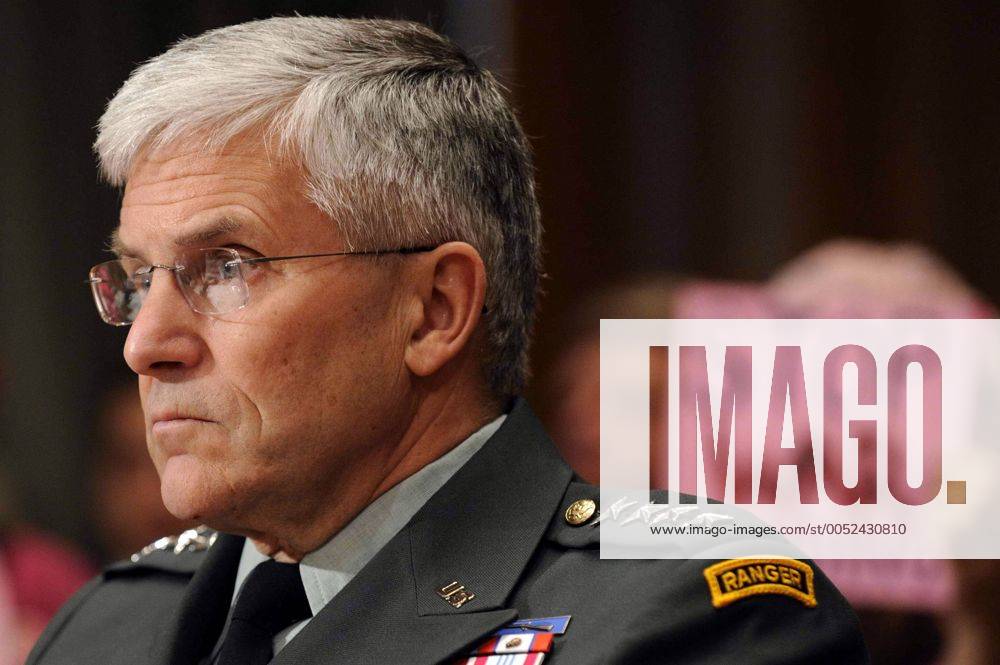 General George Casey Jr. anlässlich einer Anhörung vor dem Senate ...